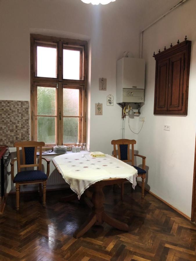 Cezara Apartment เมดิอาช ภายนอก รูปภาพ